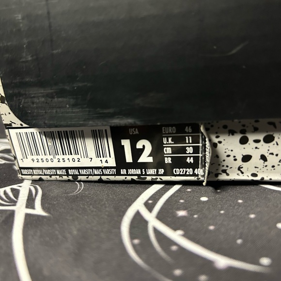 Size 12 - Air Jordan 5 Retro Laney CD2720-400 - Picture 5 of 8
